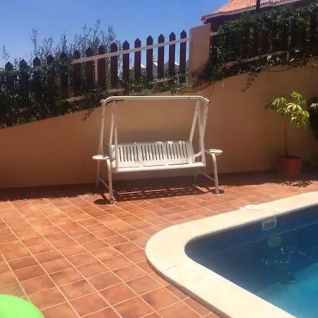 Candelaria: Charming Retreat With Pool And Views